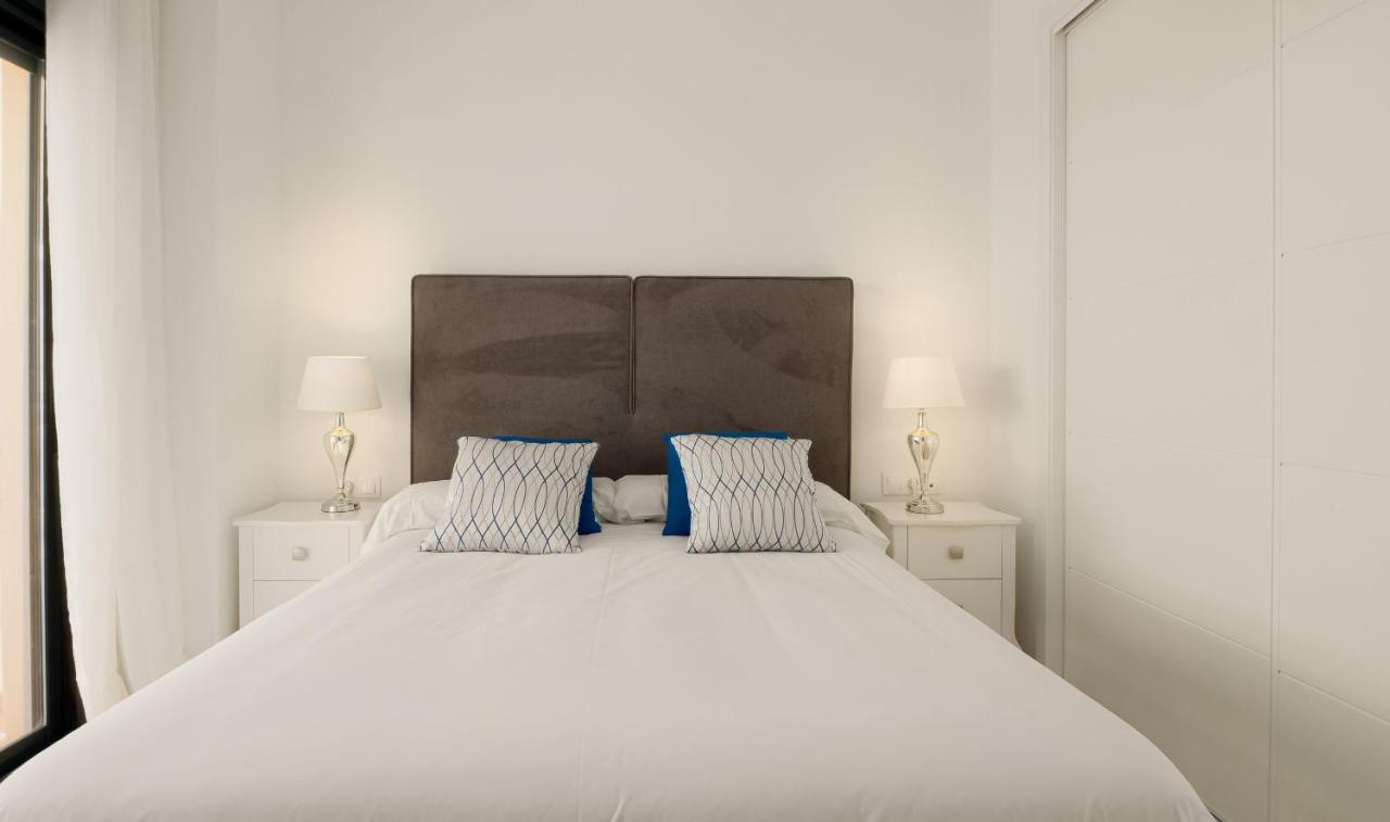 2306 - Brand New Apt, Walking Distance To Beach! Casares Eksteriør billede